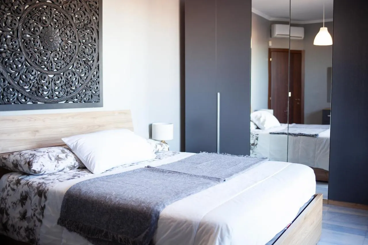Apartament Stelvio Rooftop - Penthouse Skyline With Terrace And Jacuzzi Mediolan