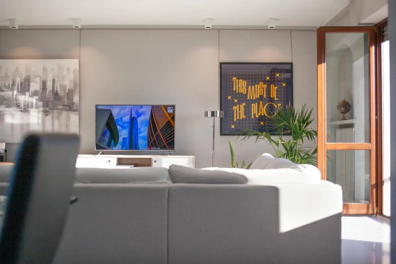 Stelvio Rooftop - Penthouse Skyline With Terrace And Jacuzzi Milano 0*,  İtalya